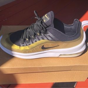 Nike Air Max good condition black and gold clear air bubble